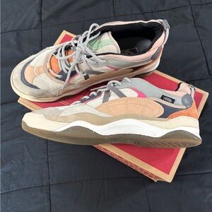 Vans Varix Men’s Sneakers Size 10.5
